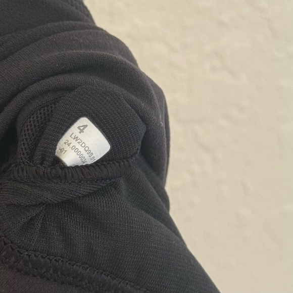 Lululemon Align Sweetheart Bra Black Light Support A/B Cup – Size 4 Nulu Soft - Picture 6 of 7